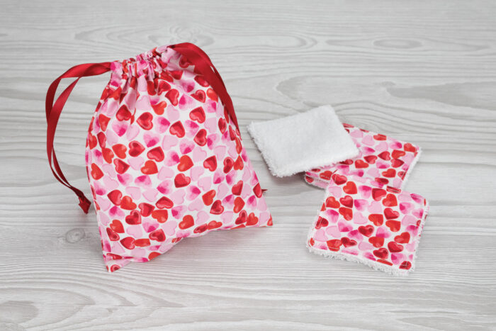 Eco-friendly Face Pads Red Hearts