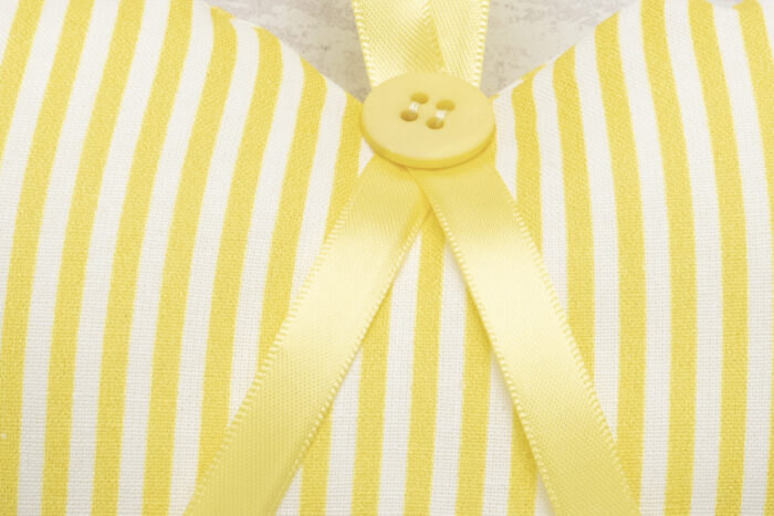 Hanging Heart Yellow Stripes