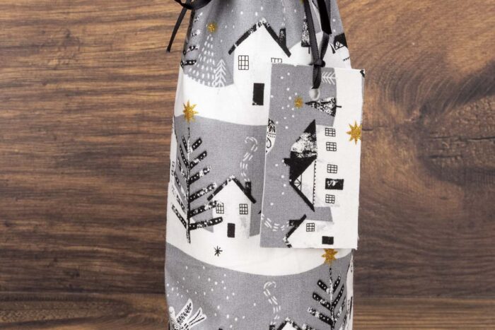 Christmas Bottle Bag Snow Scene