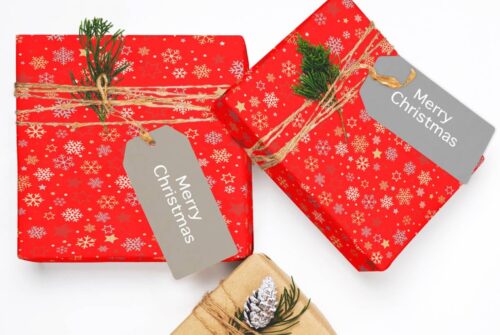 Christmas Gift Wrap Snowflakes Red