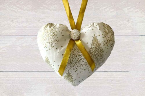 Hanging Heart Christmas Trees