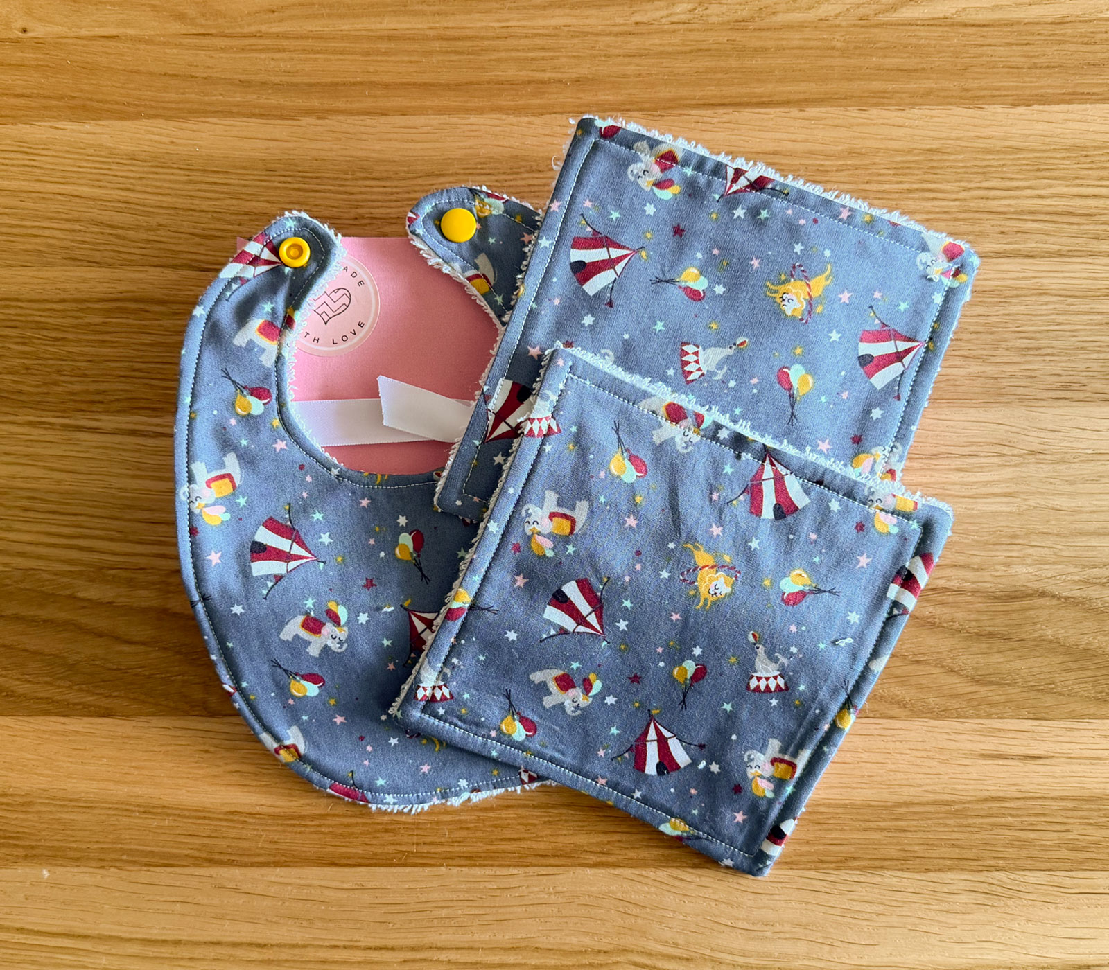 Boxed Gift Set Cute Circus Design